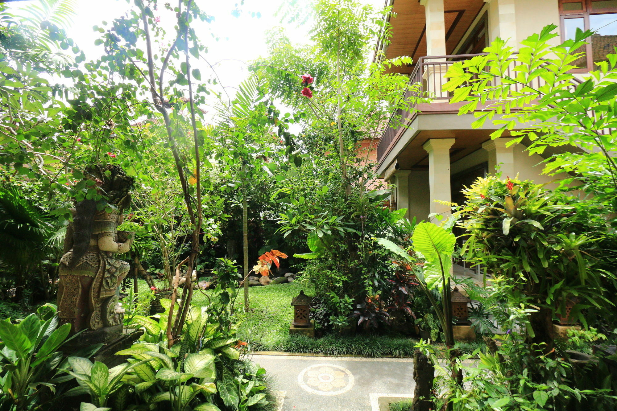 Frangipani Bungalow Otel Ubud Dış mekan fotoğraf