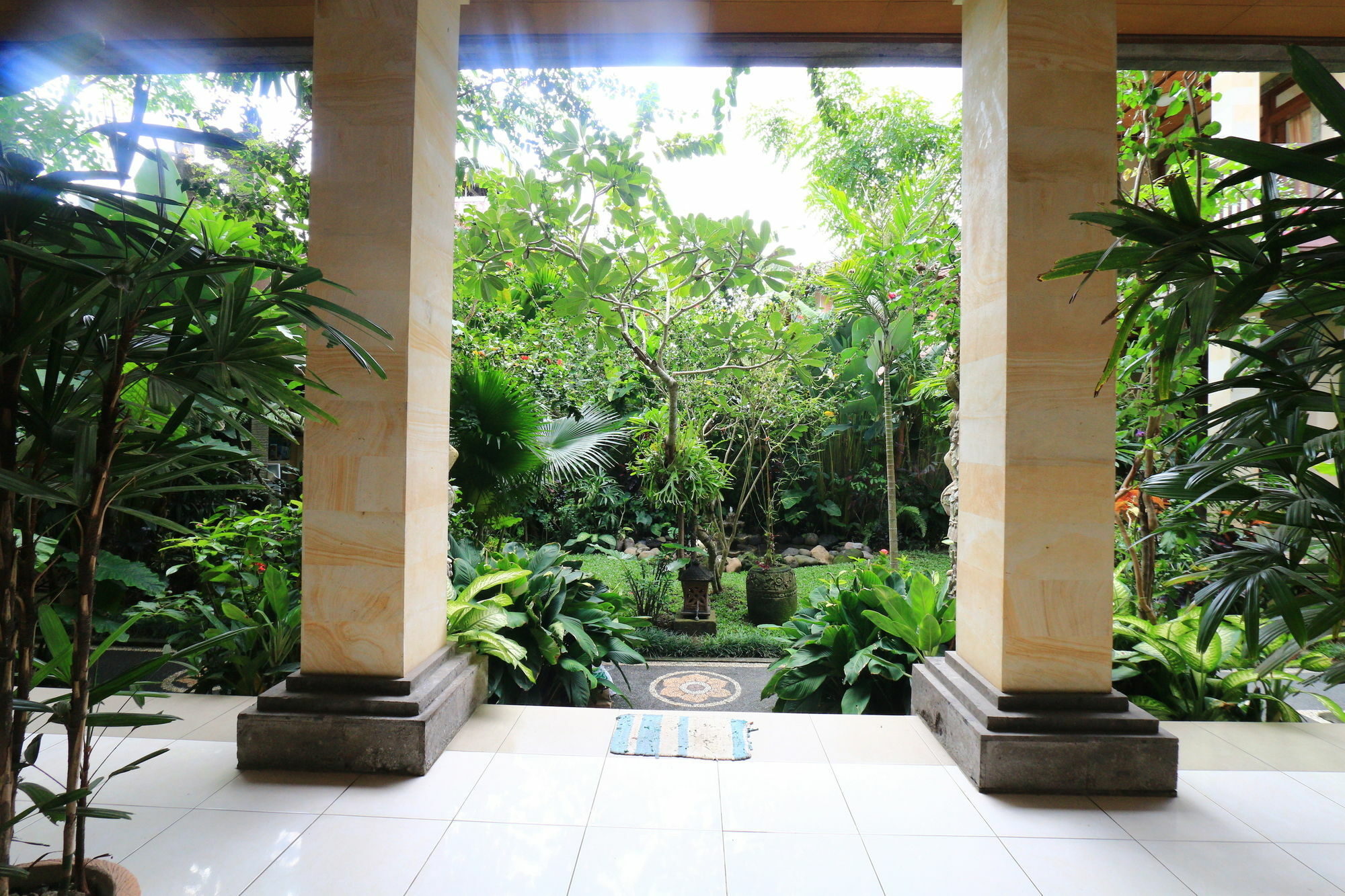 Frangipani Bungalow Otel Ubud Dış mekan fotoğraf