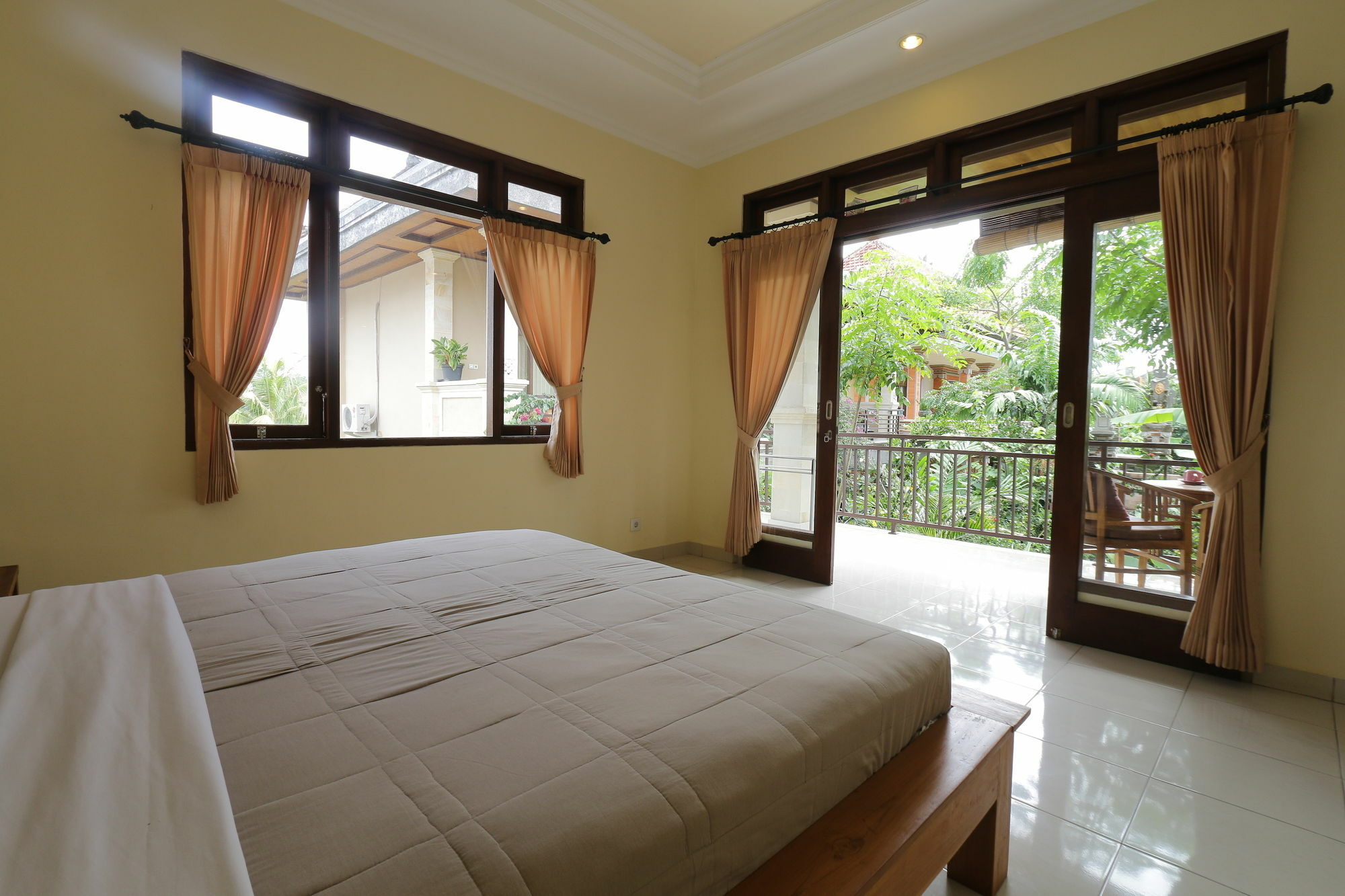 Frangipani Bungalow Otel Ubud Dış mekan fotoğraf